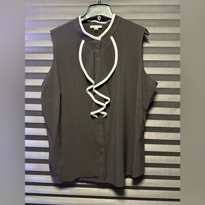 Calvin Klein
Women's Sleeveless Ruffle Front Blouse 1X